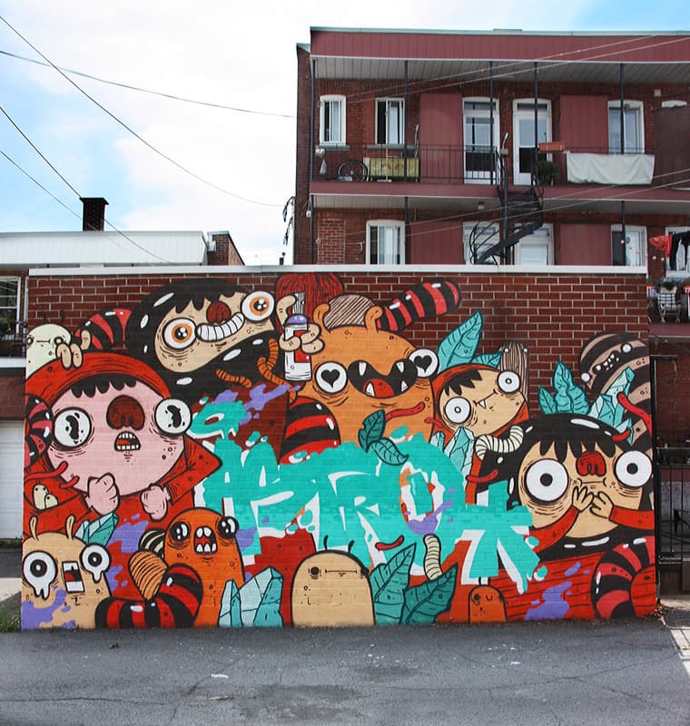 Astro in Petite-Patrie for Plaza Walls